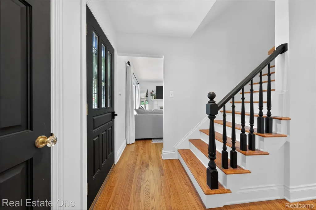 2822 Benjamin Avenue Royal Oak City MI 48073