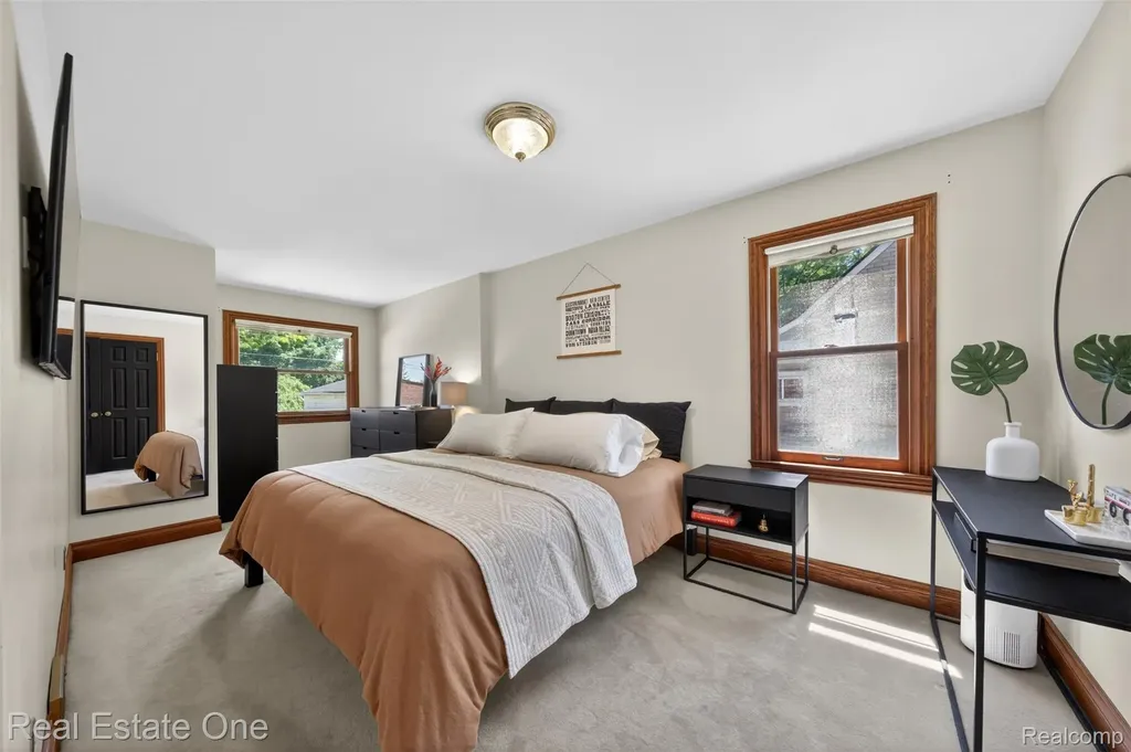 2822 Benjamin Avenue Royal Oak City MI 48073