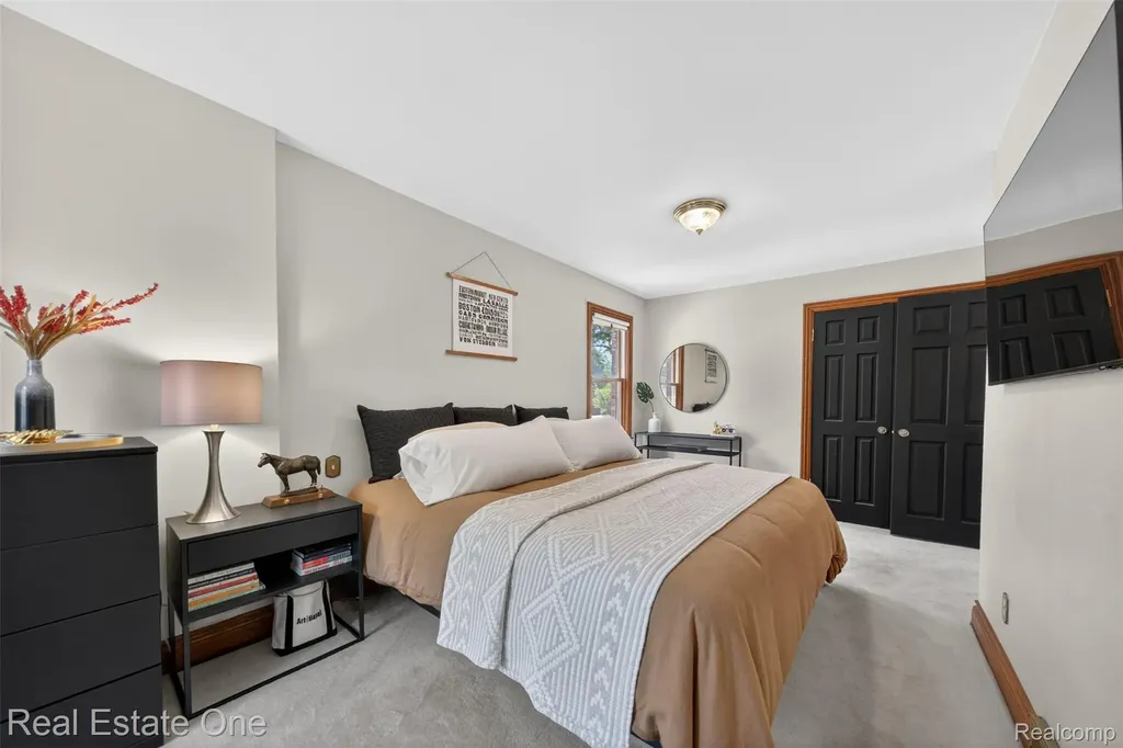 2822 Benjamin Avenue Royal Oak City MI 48073