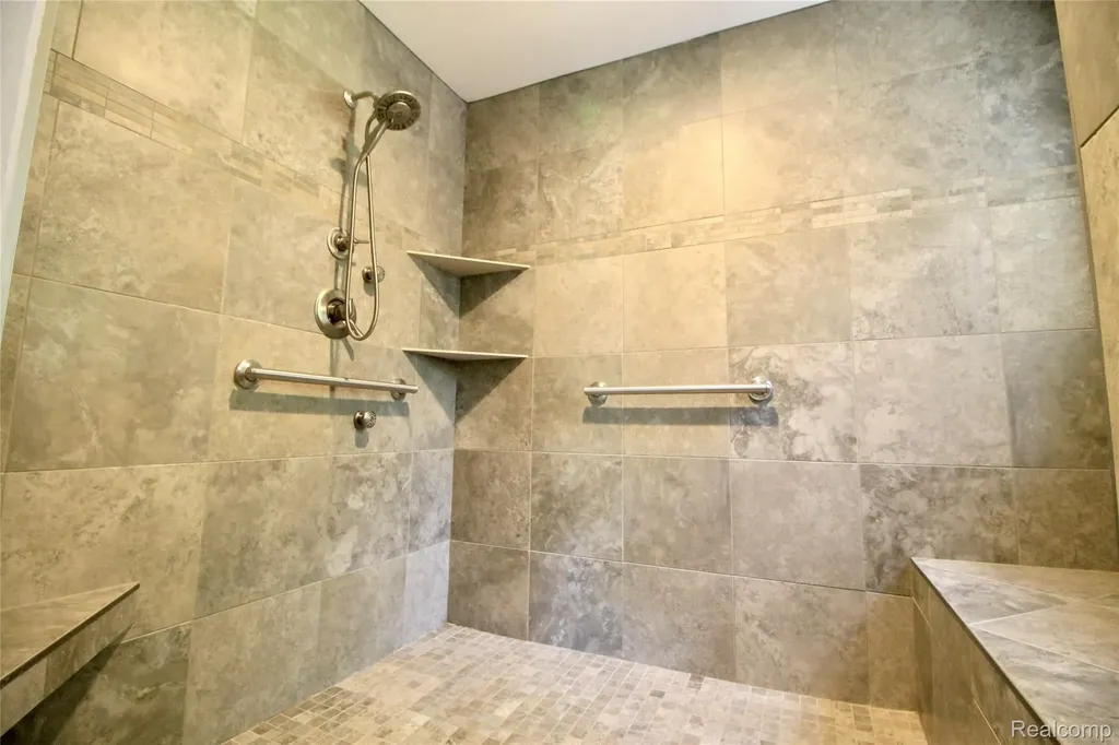 8372 Parshallville Road Hartland Township MI 48430