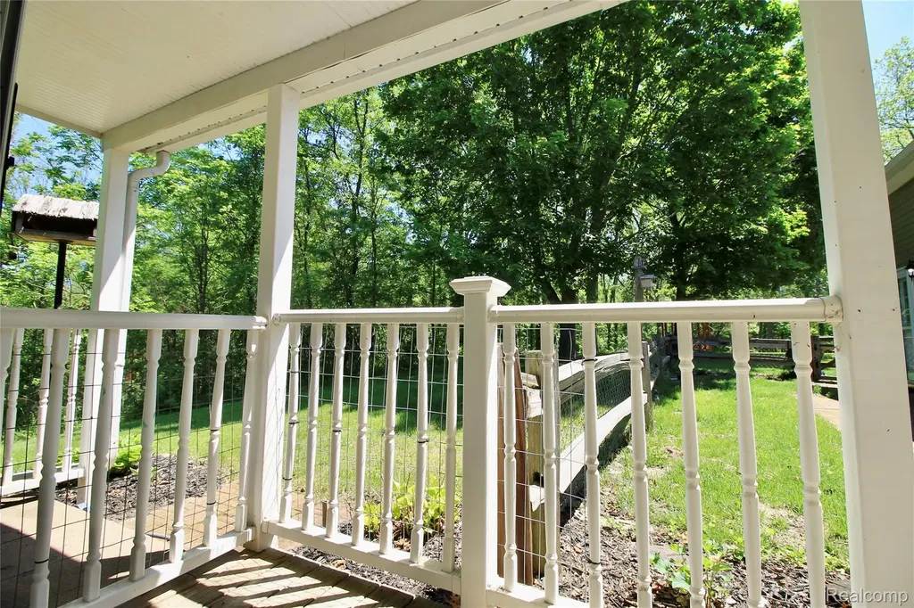 8372 Parshallville Road Hartland Township MI 48430