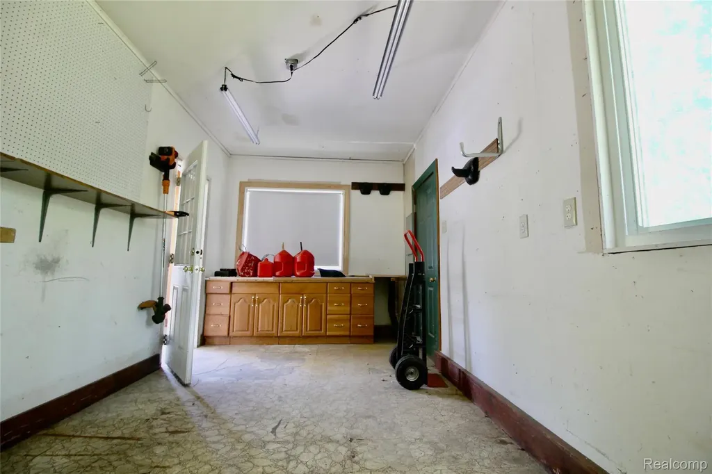 8372 Parshallville Road Hartland Township MI 48430
