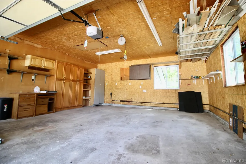 8372 Parshallville Road Hartland Township MI 48430