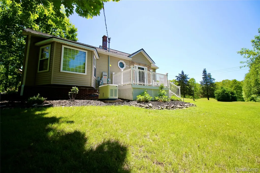 8372 Parshallville Road Hartland Township MI 48430