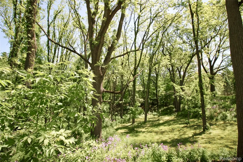 8372 Parshallville Road Hartland Township MI 48430