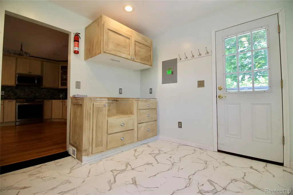 8372 Parshallville Road Hartland Township MI 48430