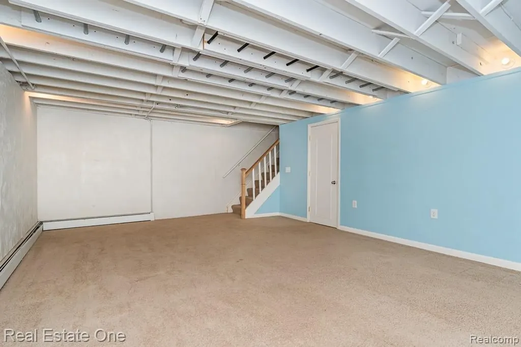 1147 Tienken Court Rochester Hills City MI 48306