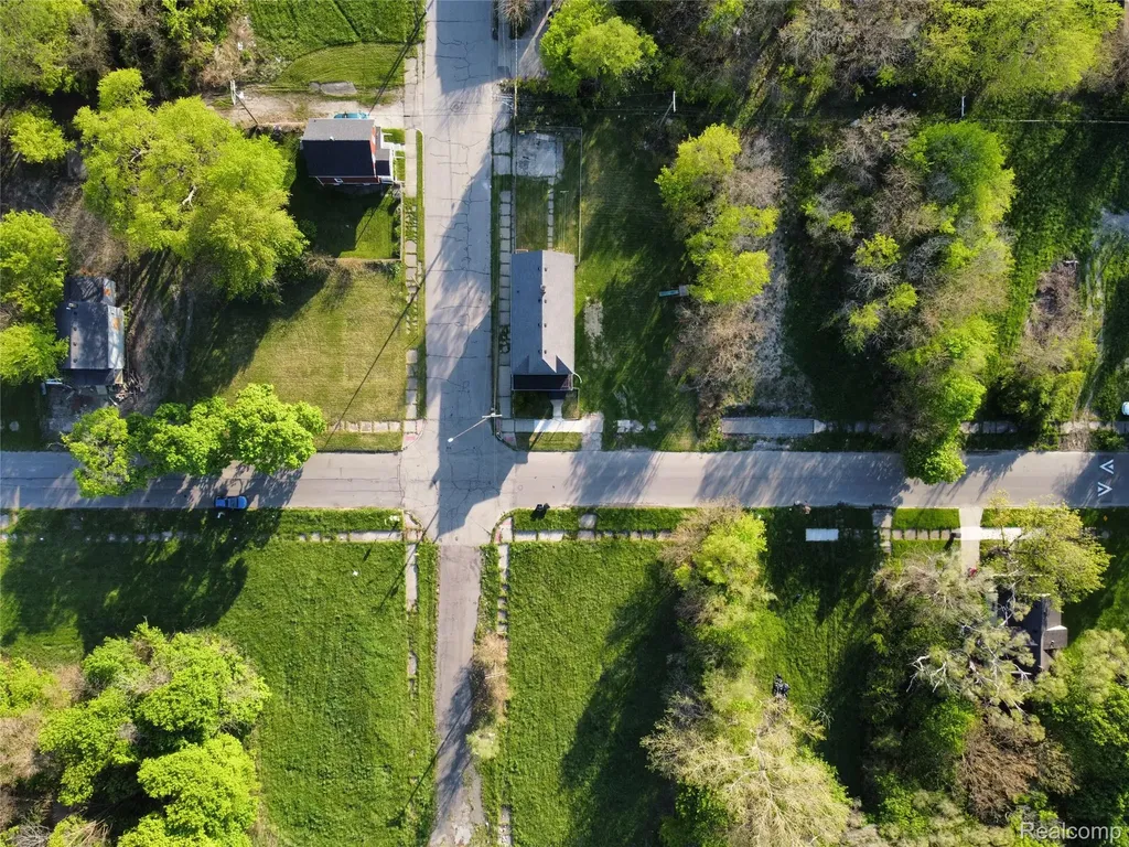 5303 Hurlbut Street Detroit City MI 48213