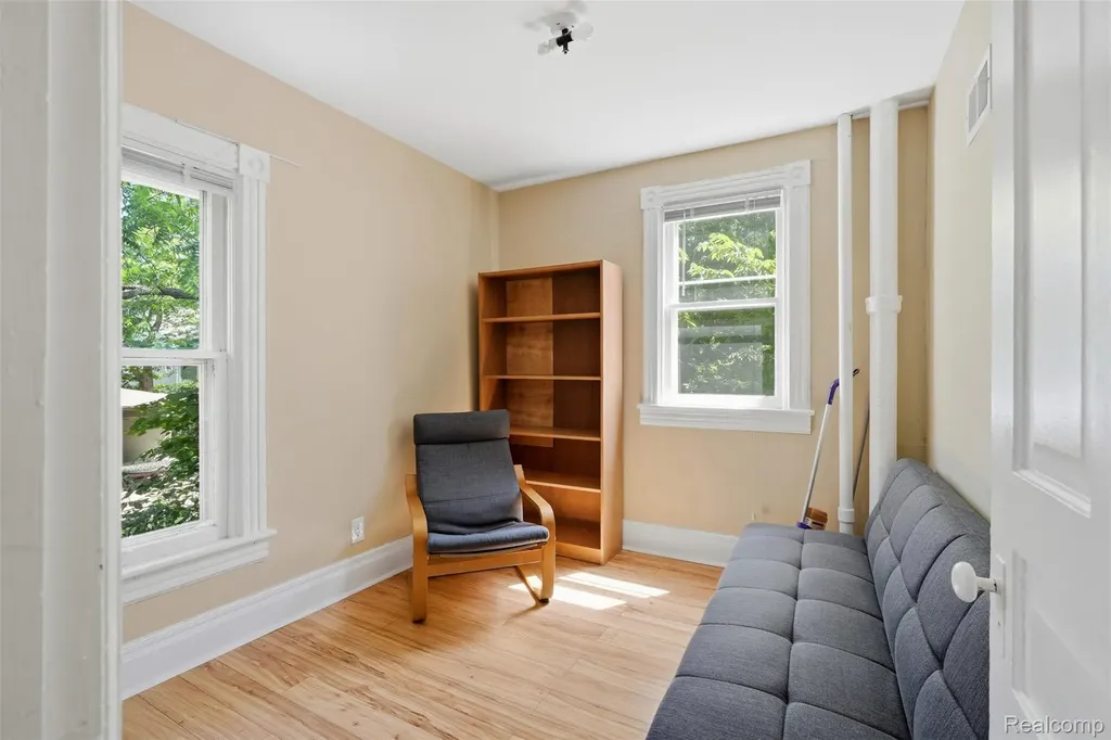 612 Spring Street Ann Arbor City MI 48103