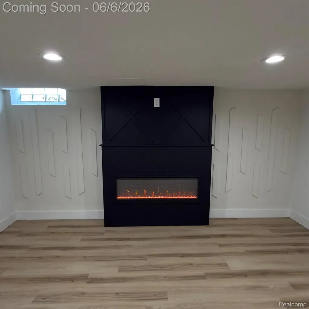 21633 Winshall Street St. Clair Shores City MI 48081