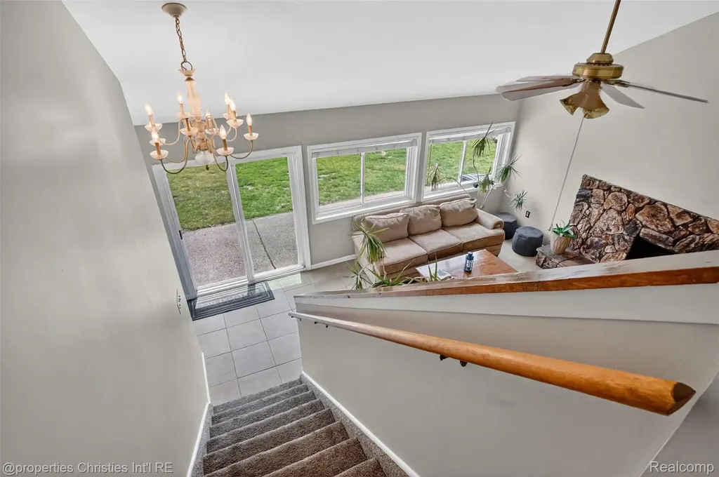 10219 Lakeside Drive White Lake Charter Township MI 48386