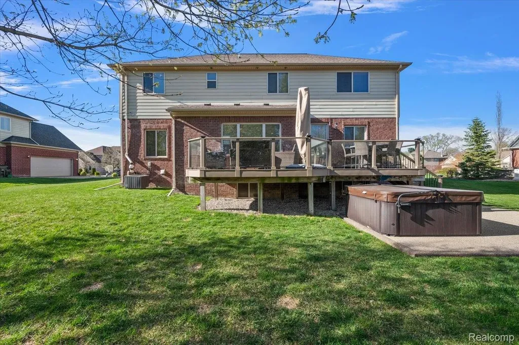 4366 S Lake Lane Shelby Charter Township MI 48316
