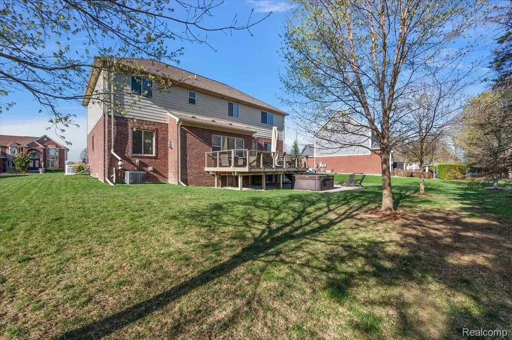 4366 S Lake Lane Shelby Charter Township MI 48316