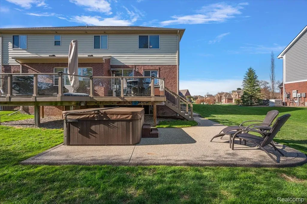 4366 S Lake Lane Shelby Charter Township MI 48316