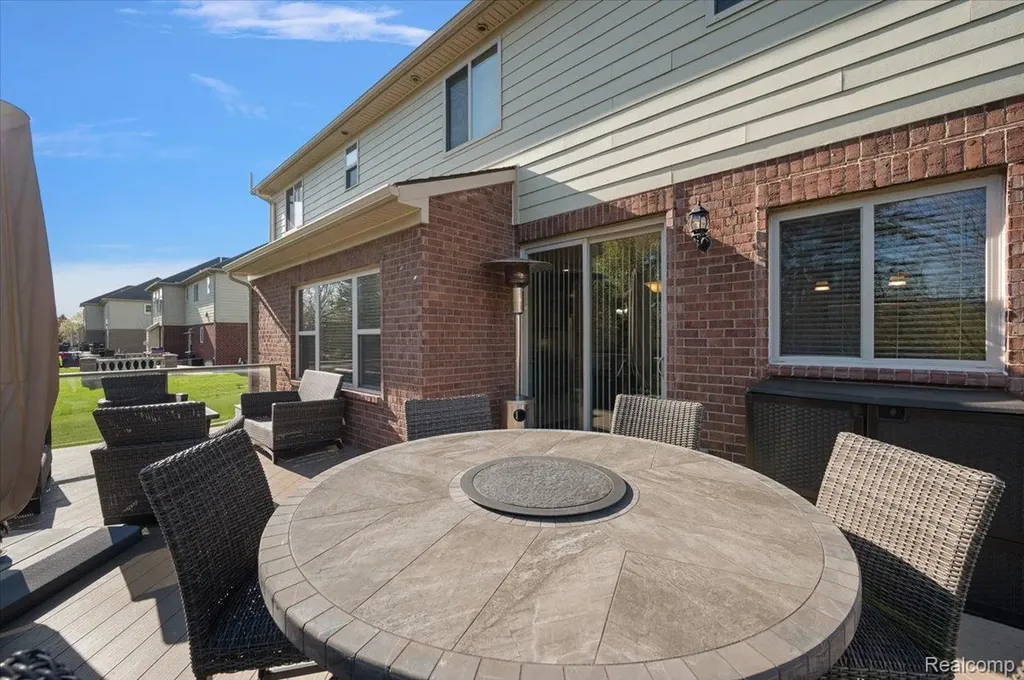4366 S Lake Lane Shelby Charter Township MI 48316