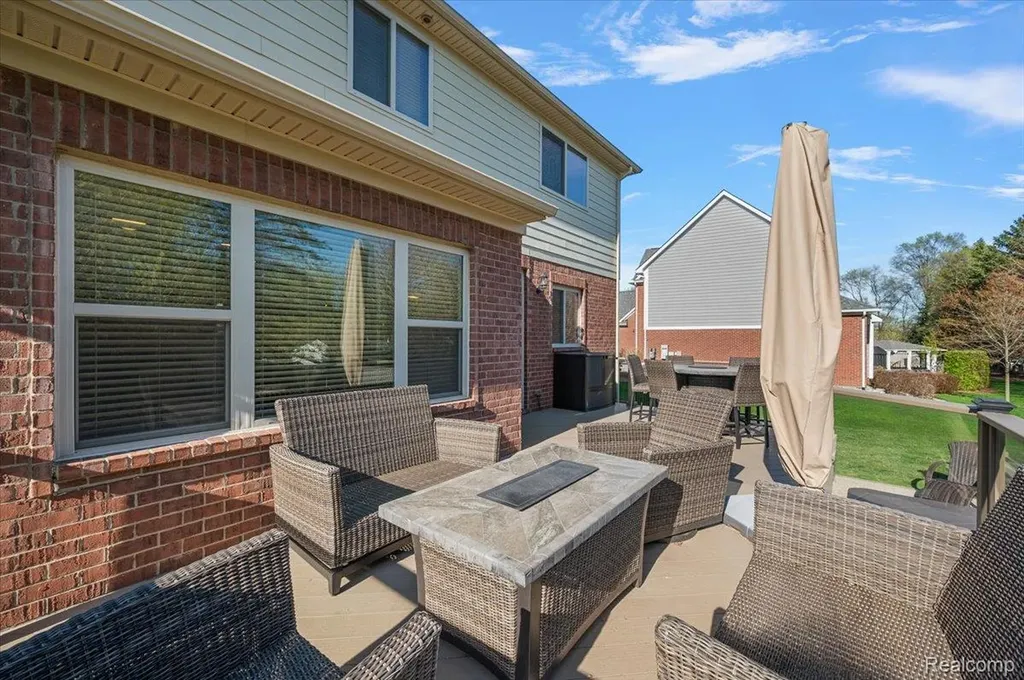 4366 S Lake Lane Shelby Charter Township MI 48316