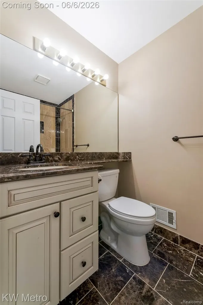 7348 Meadowridge Circle West Bloomfield Charter Township MI 48322