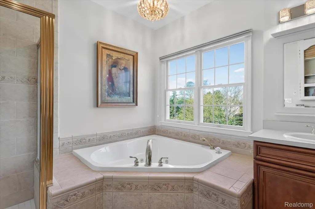 1595 Boulder Lake Drive Milford Charter Township MI 48380