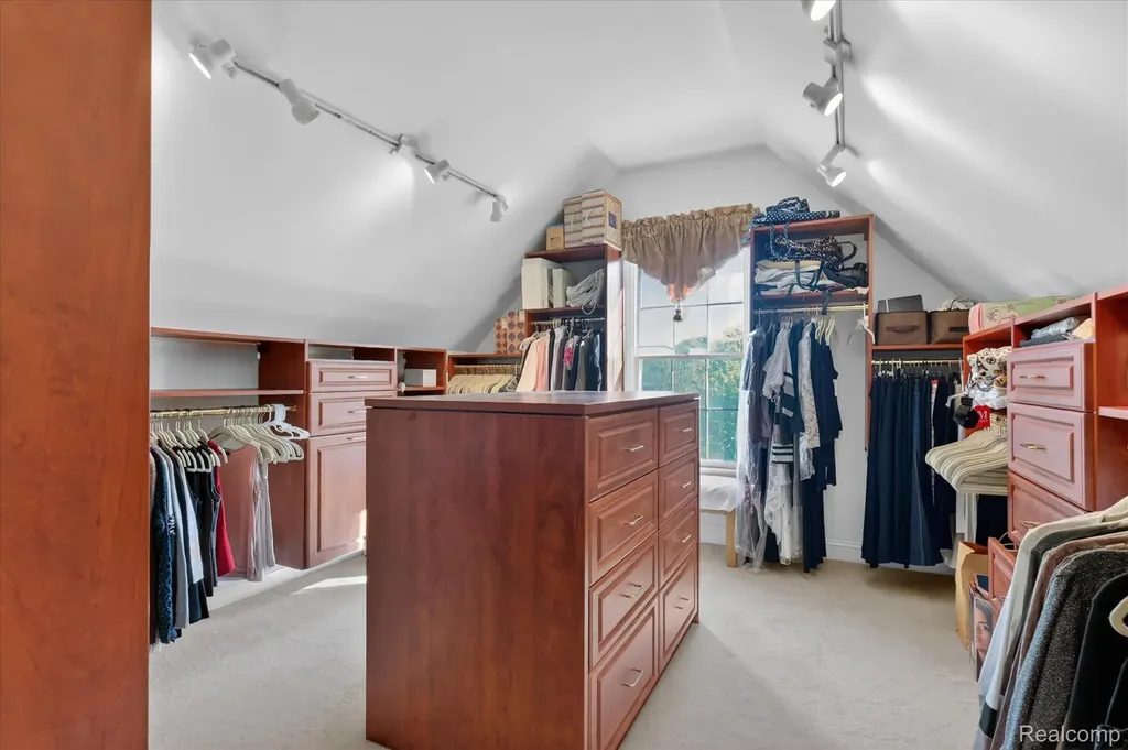 1595 Boulder Lake Drive Milford Charter Township MI 48380