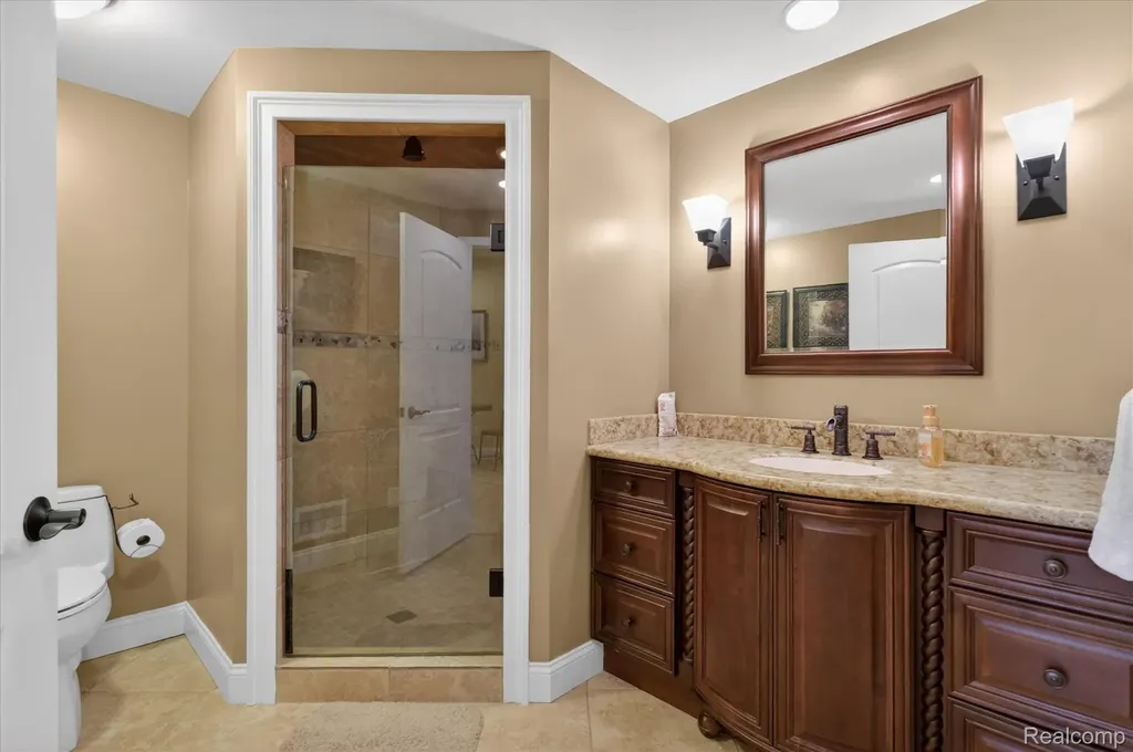 1595 Boulder Lake Drive Milford Charter Township MI 48380