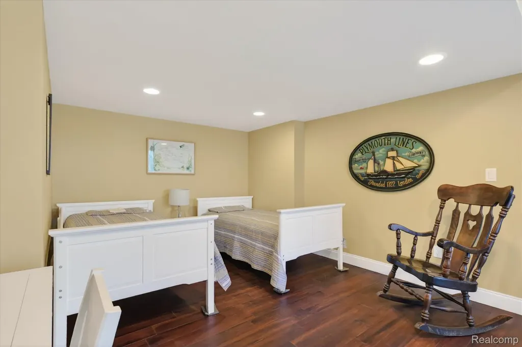 1595 Boulder Lake Drive Milford Charter Township MI 48380