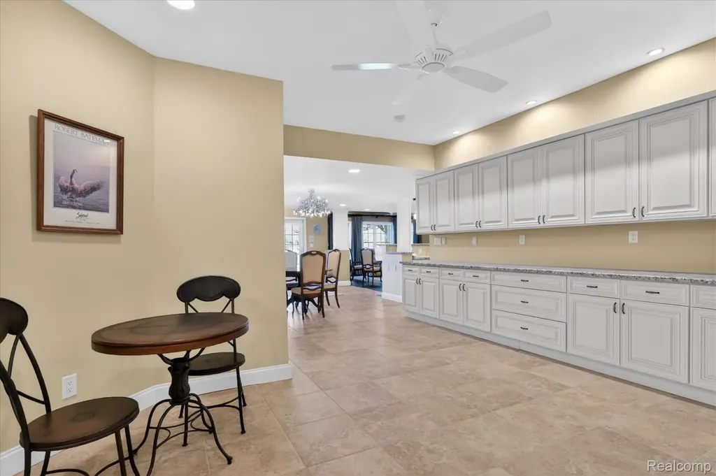 1595 Boulder Lake Drive Milford Charter Township MI 48380