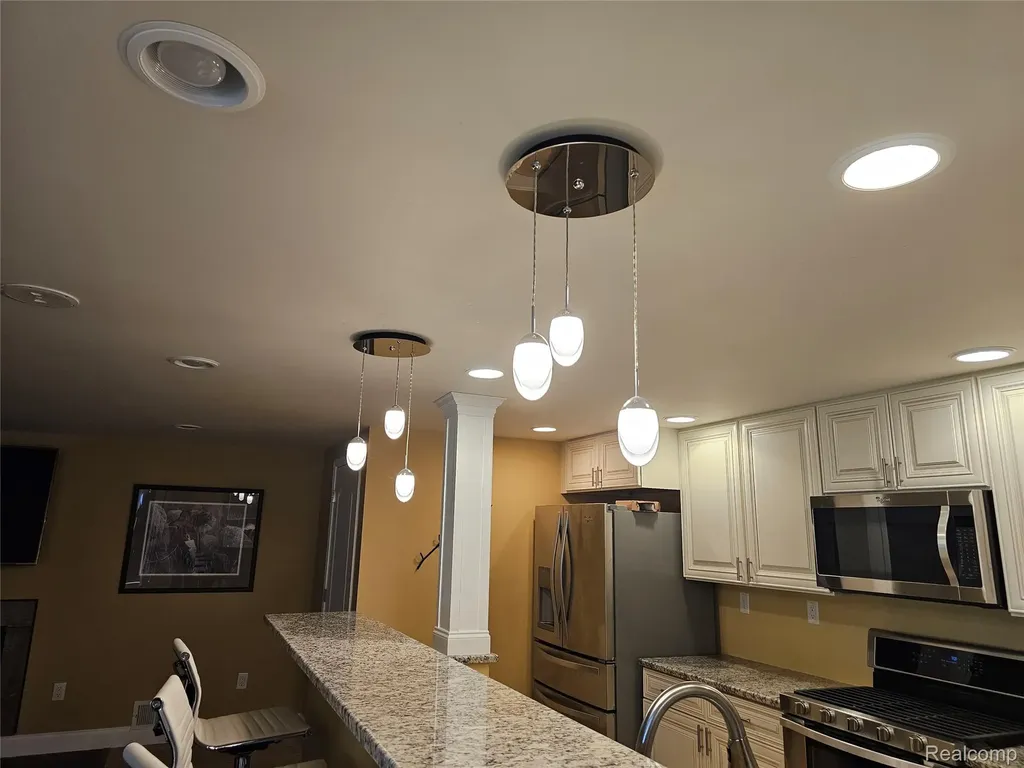 1595 Boulder Lake Drive Milford Charter Township MI 48380