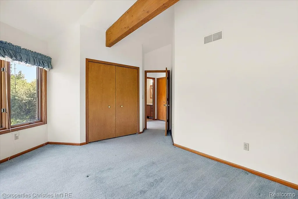 6175 Tripp Road Groveland Township MI 48442