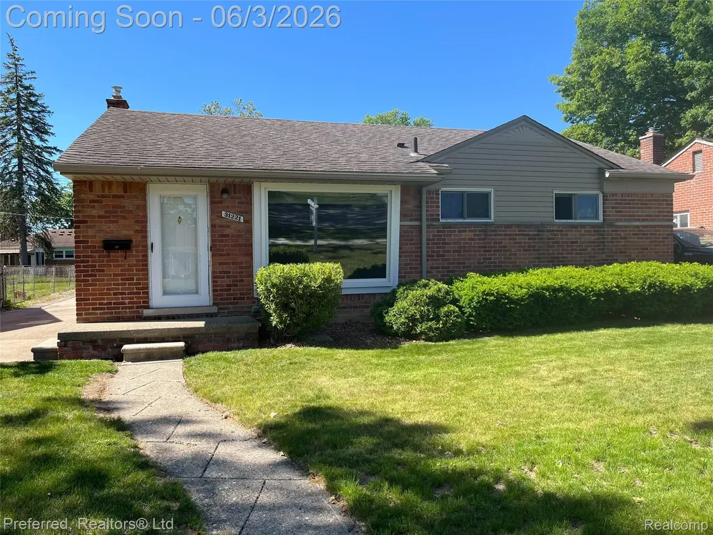 31221 Westfield Street Livonia City MI 48150