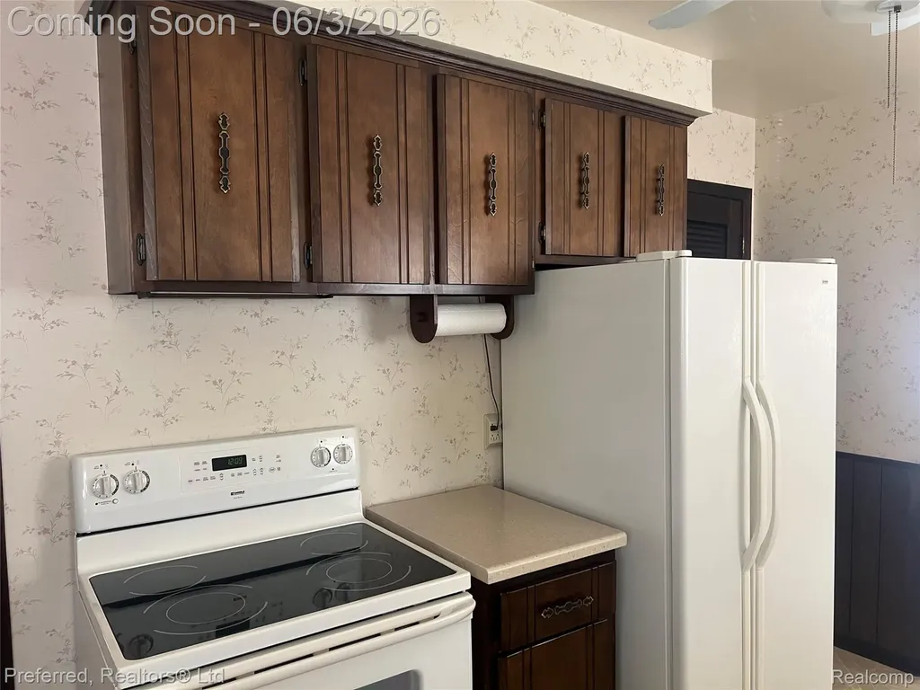 31221 Westfield Street Livonia City MI 48150
