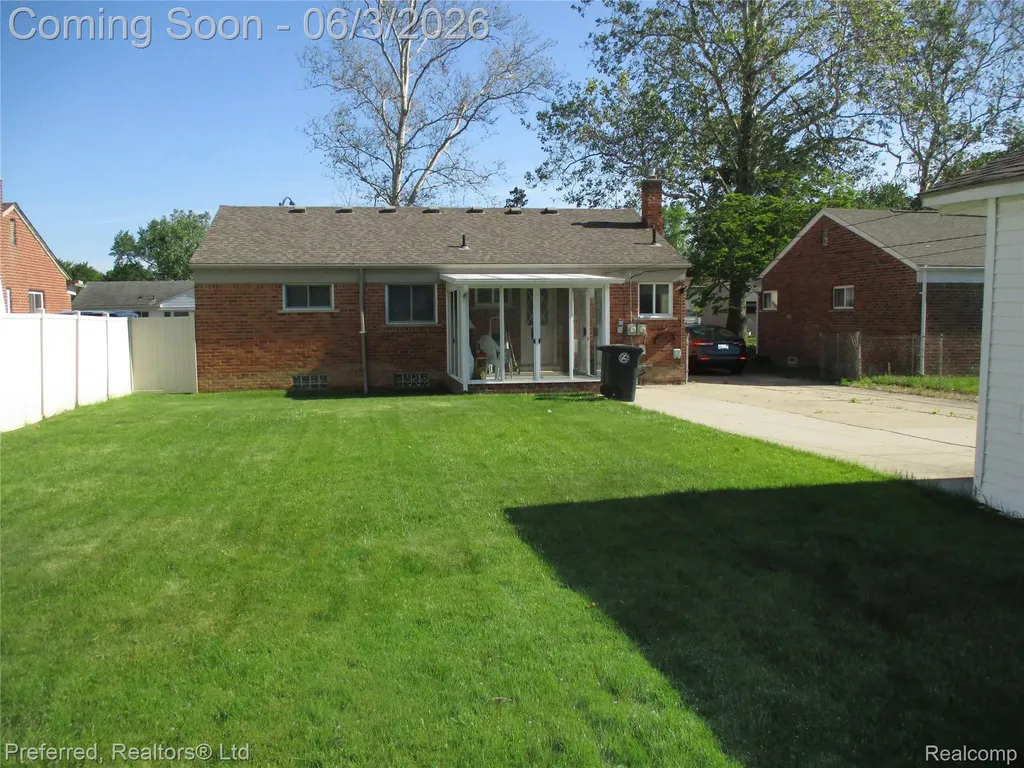 31221 Westfield Street Livonia City MI 48150