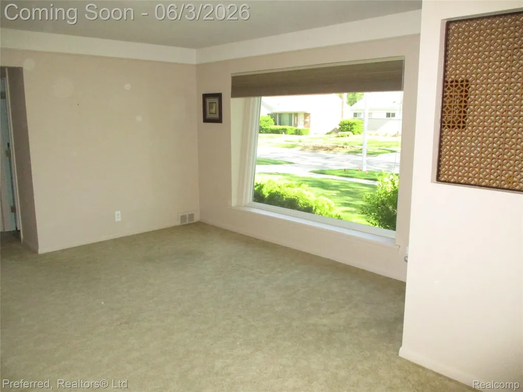 31221 Westfield Street Livonia City MI 48150
