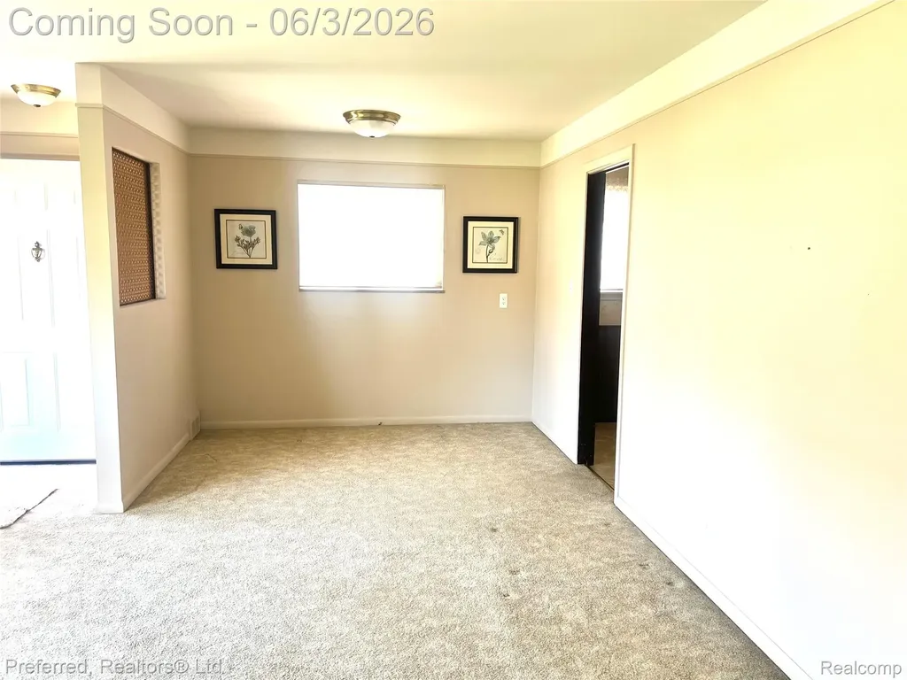 31221 Westfield Street Livonia City MI 48150