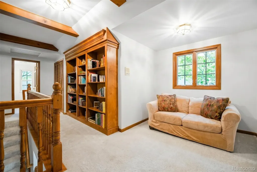 21734 Beauford Lane Farmington Hills City MI 48167