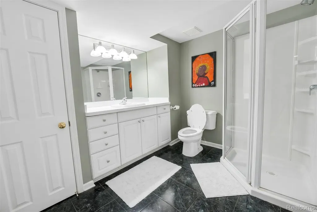 21734 Beauford Lane Farmington Hills City MI 48167