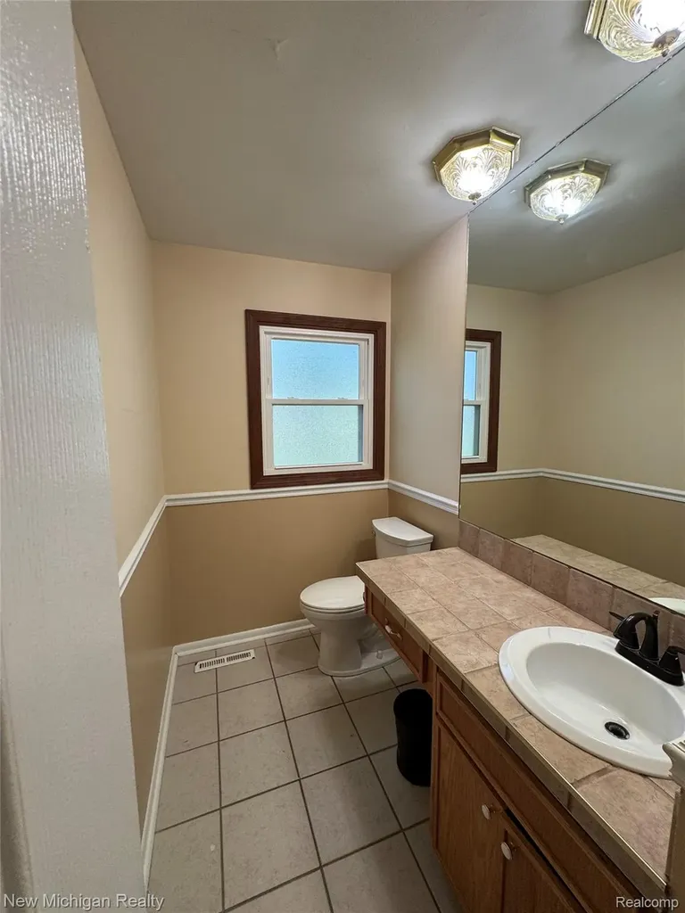 6139 Pebbleshire Circle Grand Blanc Charter Township MI 48439