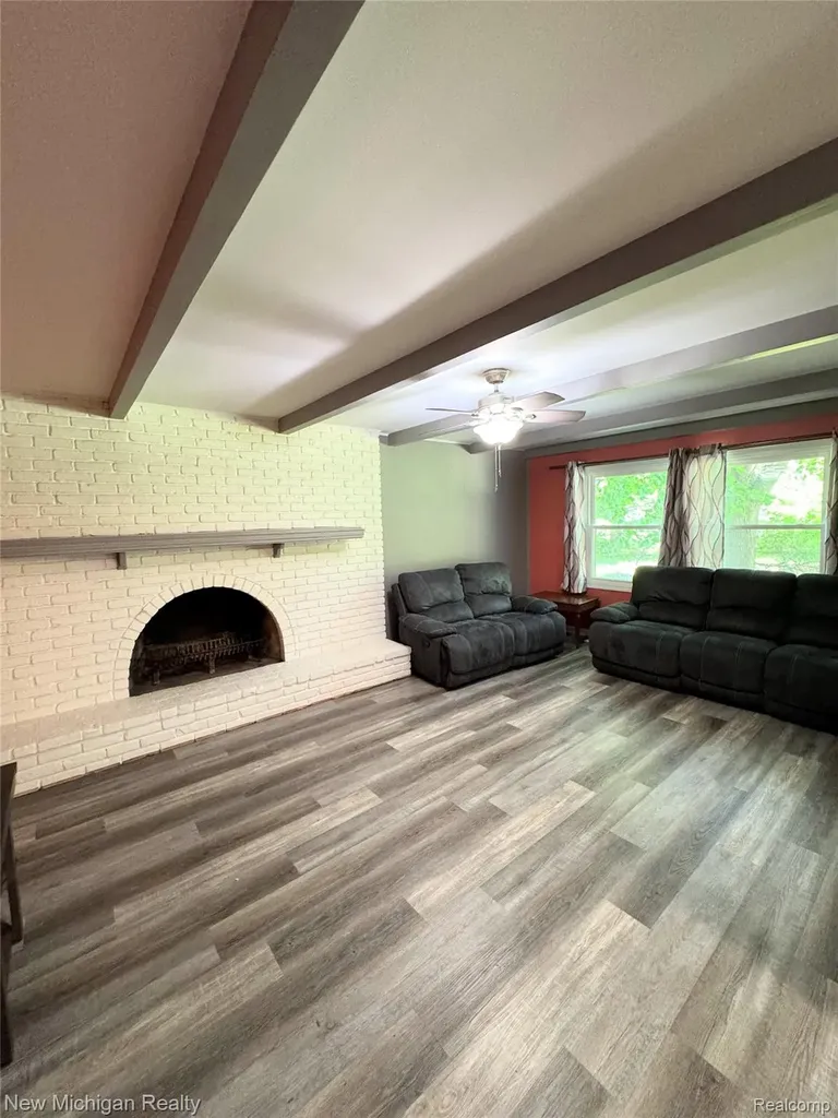 6139 Pebbleshire Circle Grand Blanc Charter Township MI 48439