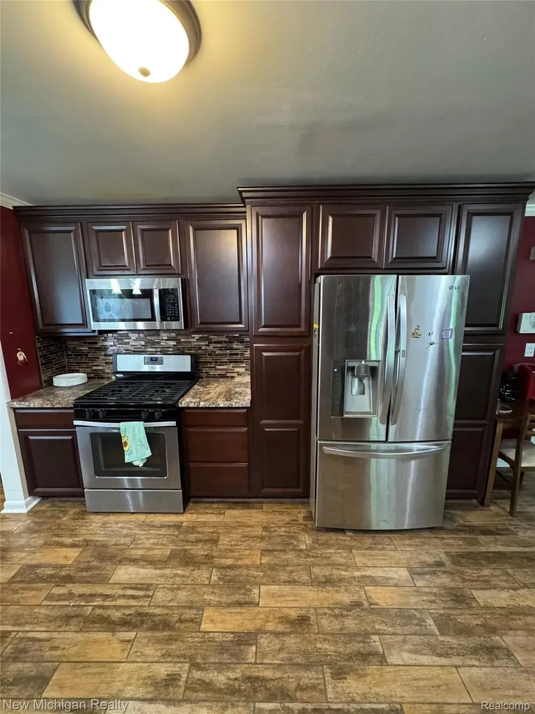 6139 Pebbleshire Circle Grand Blanc Charter Township MI 48439