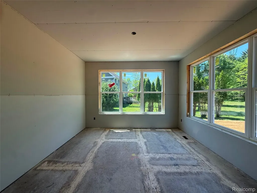 2735 Pine Shadow Court Hamburg Township MI 48169