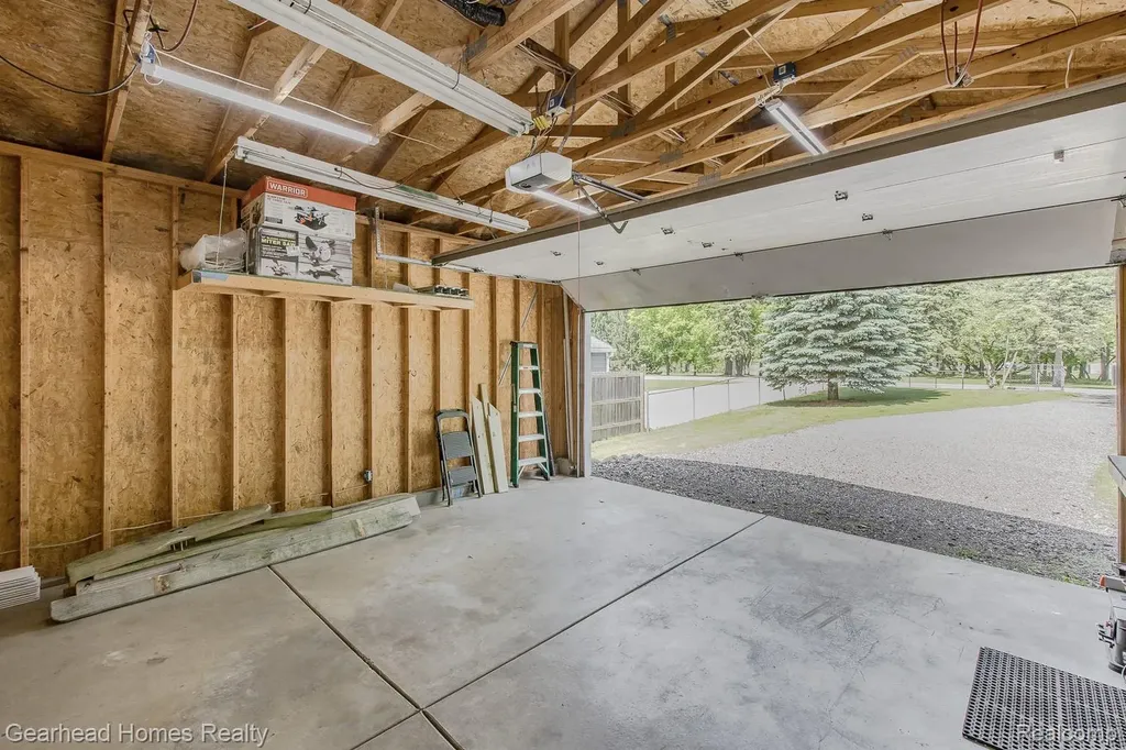 2831 Watkins Lake Road Waterford Charter Township MI 48328
