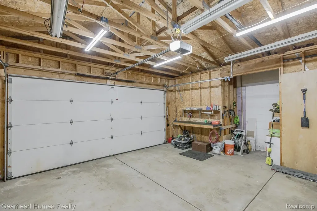 2831 Watkins Lake Road Waterford Charter Township MI 48328