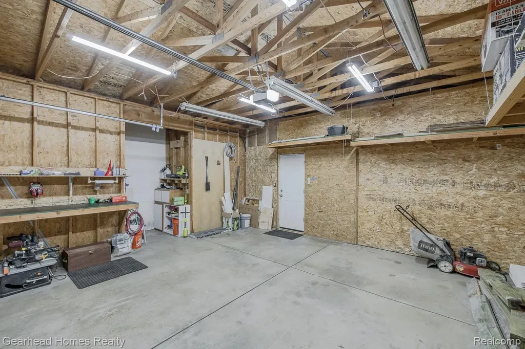2831 Watkins Lake Road Waterford Charter Township MI 48328