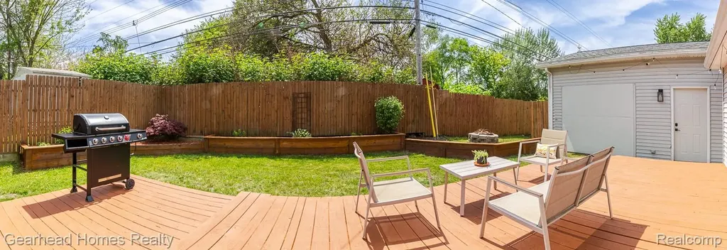 2831 Watkins Lake Road Waterford Charter Township MI 48328