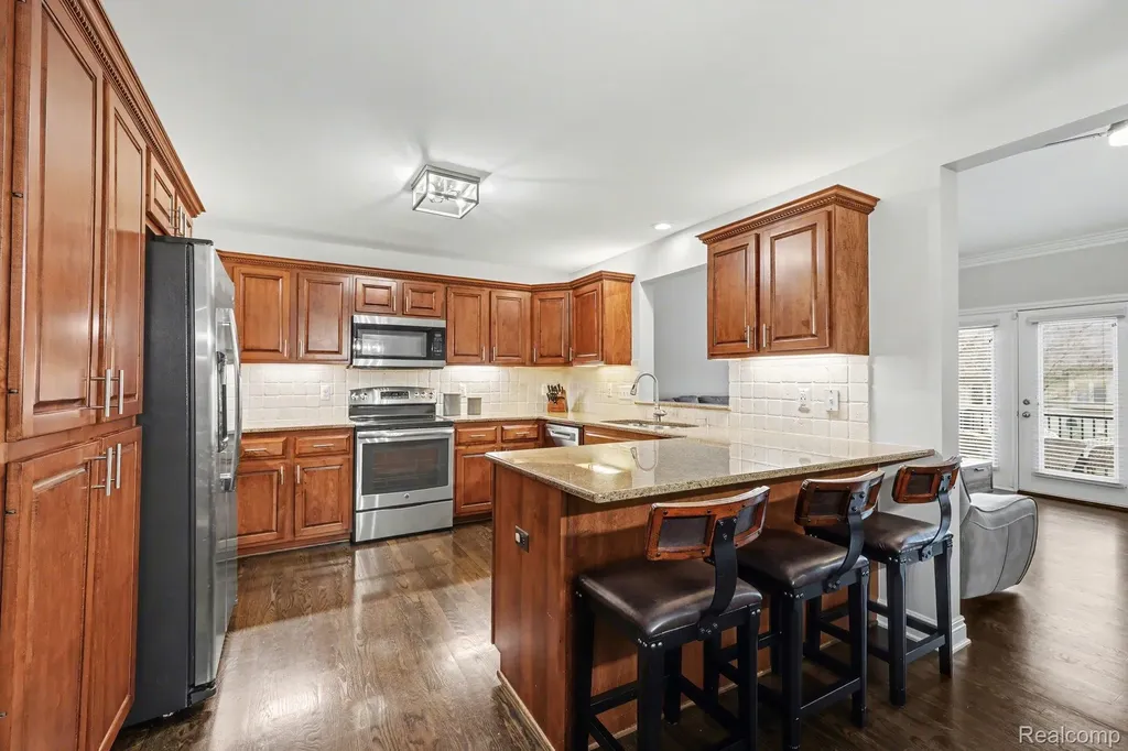 4337 Elaine Court Shelby Charter Township MI 48316