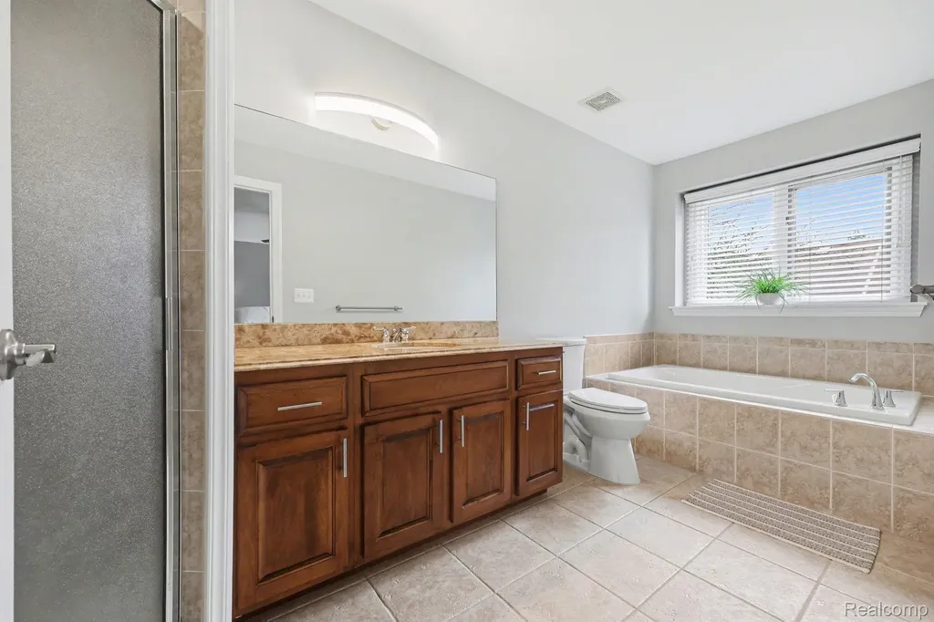 4337 Elaine Court Shelby Charter Township MI 48316