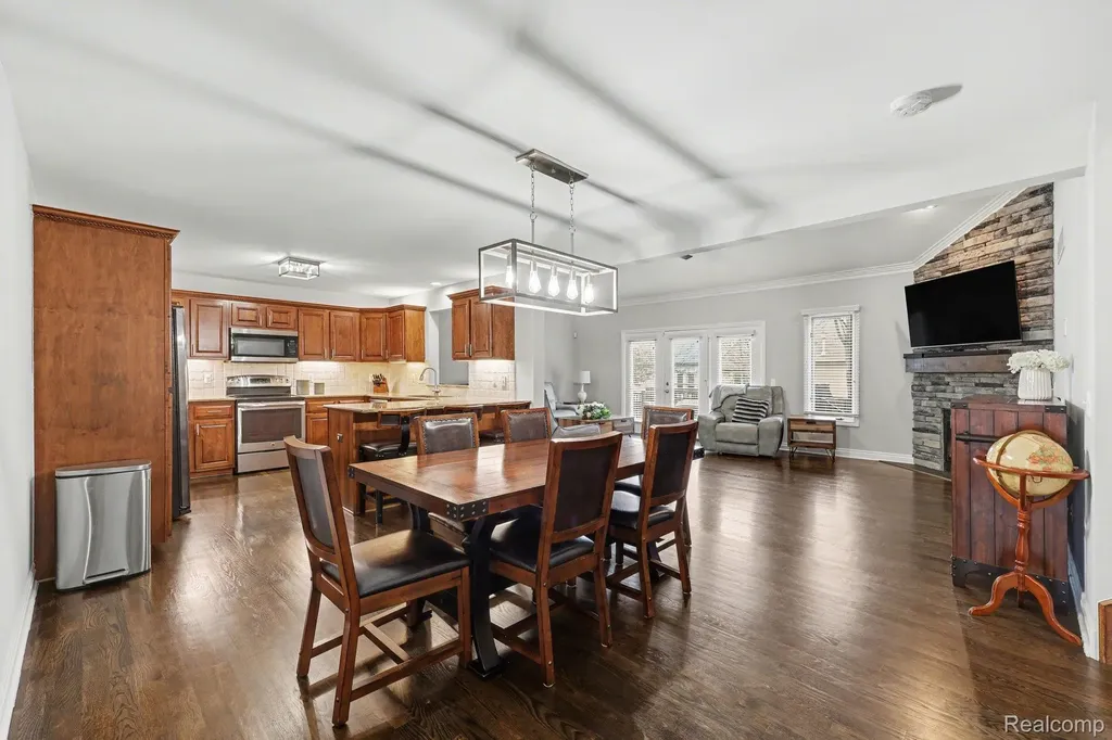 4337 Elaine Court Shelby Charter Township MI 48316