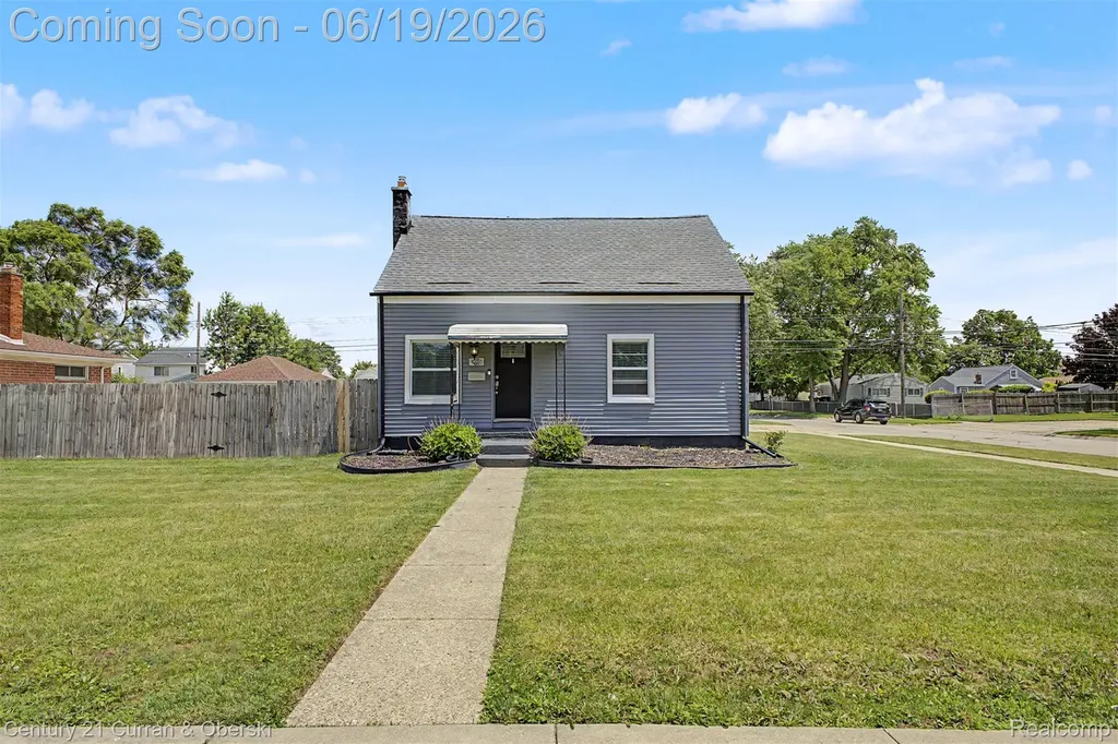 30708 Palmer Boulevard Madison Heights City MI 48071