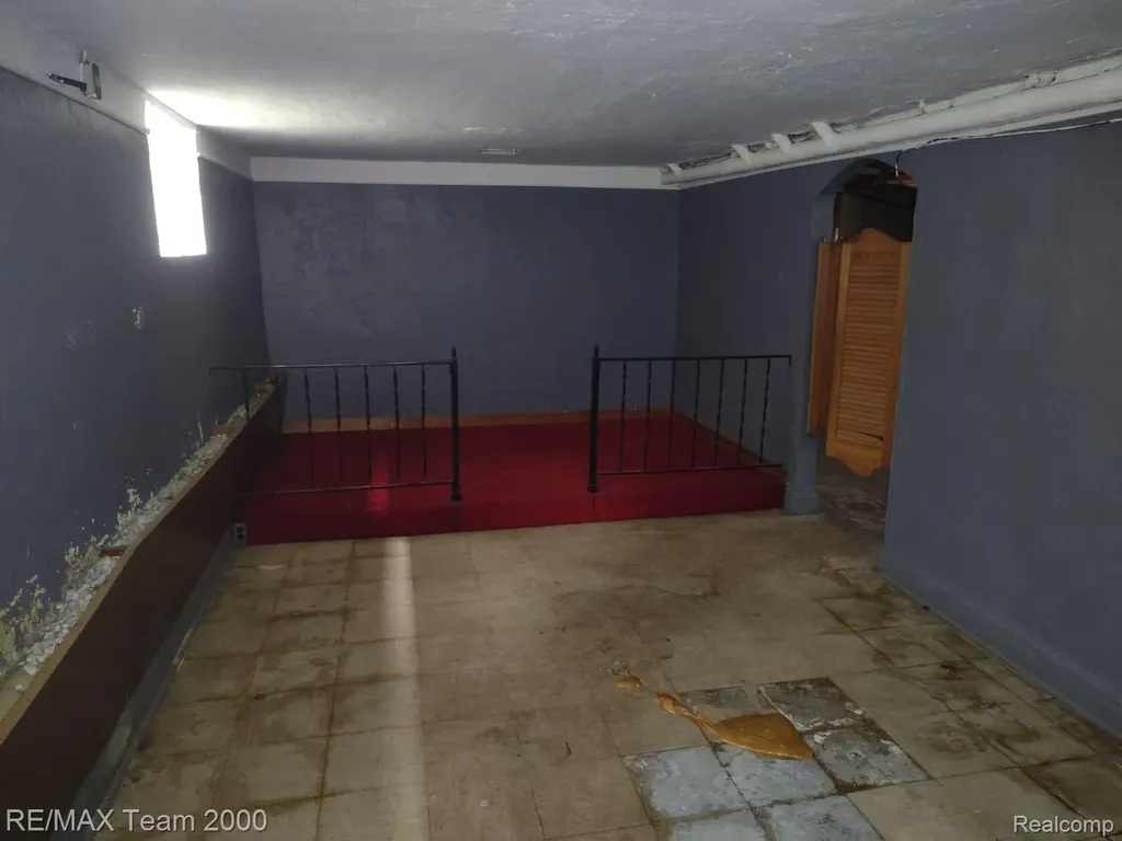 17312 Indiana Street Detroit City MI 48221
