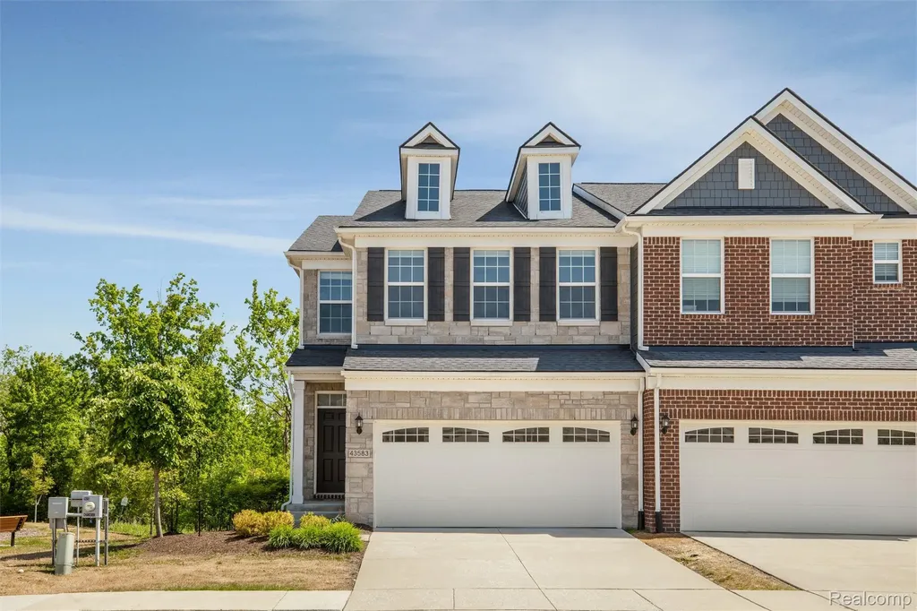 43583 Chancellor Lane Novi City MI 48375