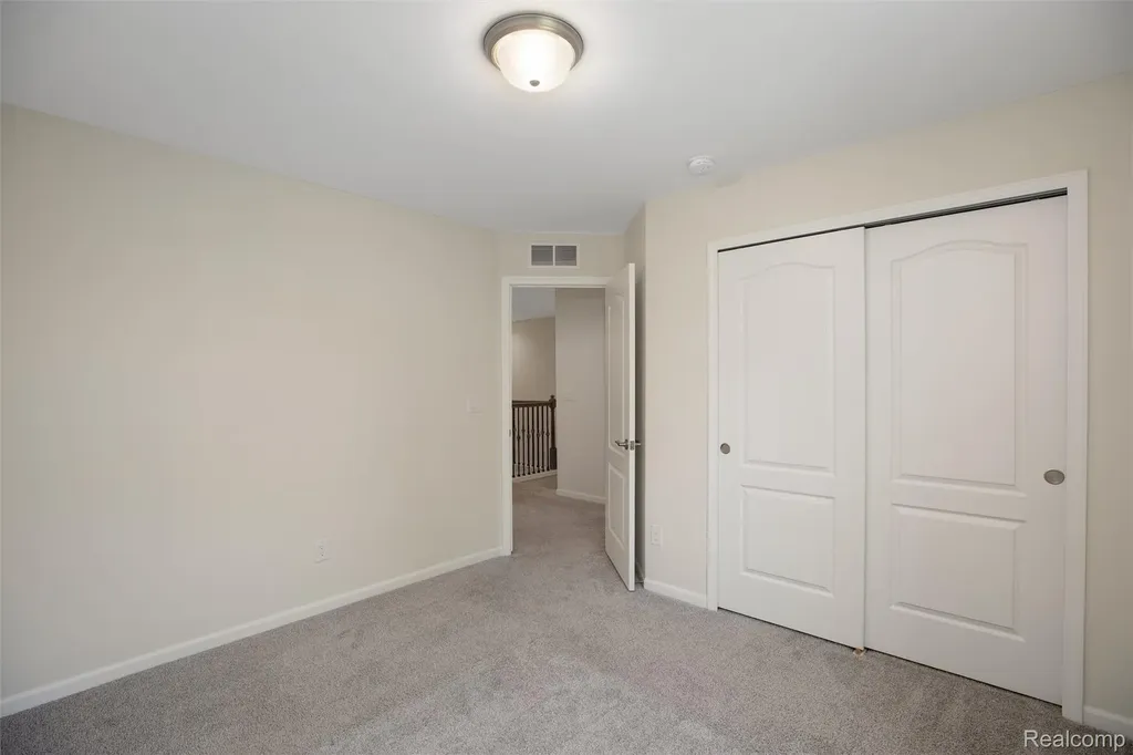 43583 Chancellor Lane Novi City MI 48375